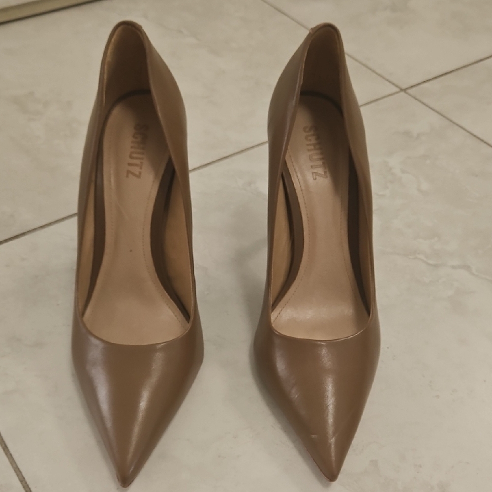 Schutz Women's Brown Leather Pumps